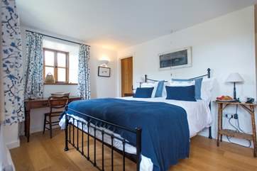The master en suite bedroom.