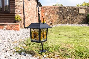 There are even atmospheric night lanterns to set the scene for you.