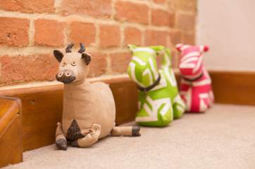 This is a very cheerful cottage with lots of friendly touches