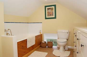 This is the en suite bathroom for the master bedroom.