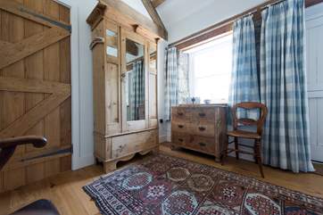 The gorgeous bedroom.