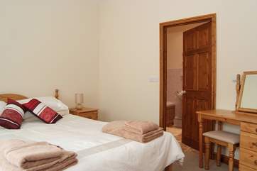 There are en suite facilities at Little Orchard.