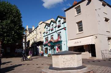The lovely market town of Bridport is nearby - two markets each week and lots of shops and cafes to spend a day enjoying.