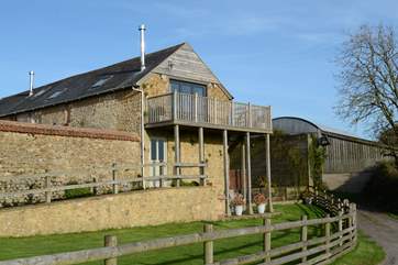Lottie’s Loft is a unique first floor barn conversion with stunning rural views.