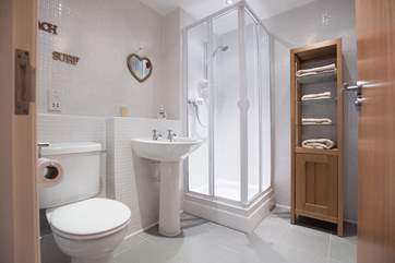 The shower-room.