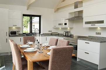 The well-equipped kitchen-area has granite worktops and all mod-cons!