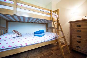 The bunk bedroom.