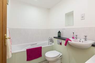 Across the corridor from the second bedroom is this lovely bathroom.