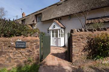 This stunning period cottage has loads of traditional charm as well as being an excellent home-from-home.