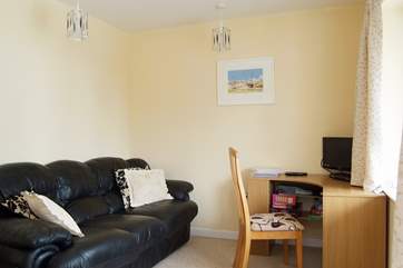 The snug/study is ideal for reading, using your laptop or watching television.