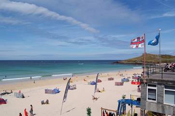 St Ives is just a few miles away.