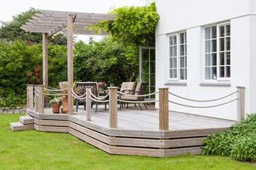 You have three steps leading down to the lawn.