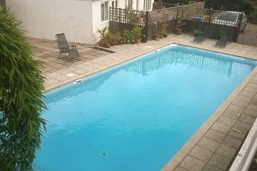 The outdoor swimming pool (variable depth) is available for you during your stay (children must always be accompanied) although the owners will use it when guests are not on site.
