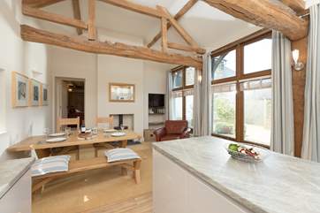 The kitchen island is a real feature in this room.