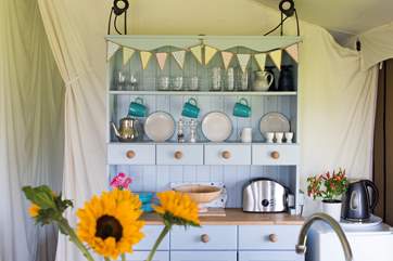 There is a kettle (perfect for that morning cuppa) and toaster provided.