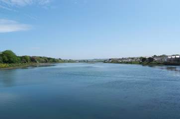 Another view of the estuary at high tide, with the pretty King George V Walk along the left-hand side.