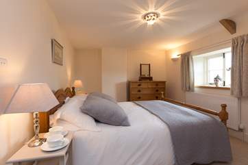 This is a really good-sized room, with plenty of storage too.