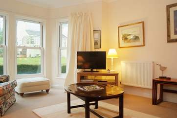 There is plenty to read while you relax in comfort at 4 Imperial Court.