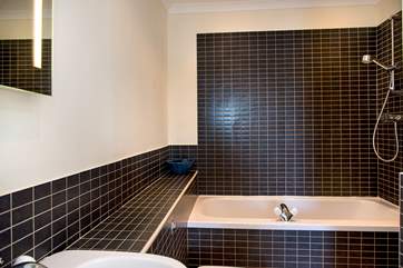The en suite bathroom for the double bedroom.