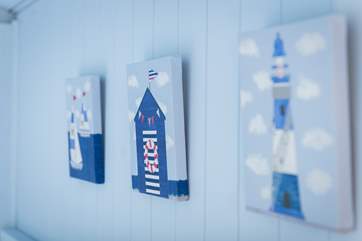 There are colourful touches throughout this lovely shepherds hut.