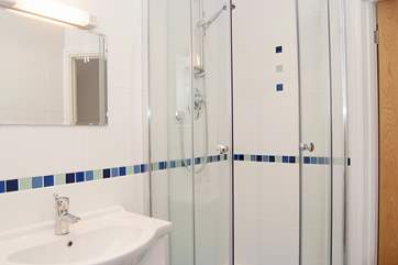 The spacious corner shower in the en suite to Bedroom 1.