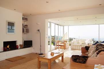A roaring fire and sea views - fabulous!