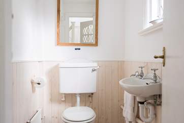 The handy downstairs loo!