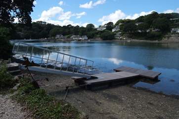The new jetty takes you right onto the river when the tide is coming in.