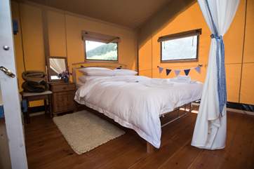 The comfortable double bed.