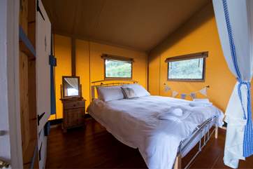 The comfortable double bed.