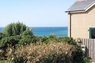 Your holiday cottage by the sea.