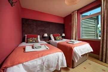 The ground floor rear bedroom with zip and link (king size or twin) beds.