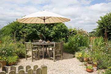 This cottage garden is perfect for afternoon tea.