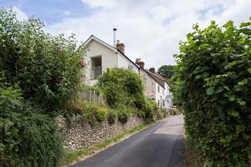 1 Kingsdon sits up high above the road and has far reaching views from its lovely garden area and from the first floor bedroom - with balcony!