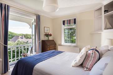 Bedroom 3 is equipped with a 4'6'' double bed and has its own balcony overlooking the garden.