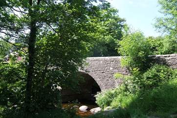 The stone bridge at Dartmeet.