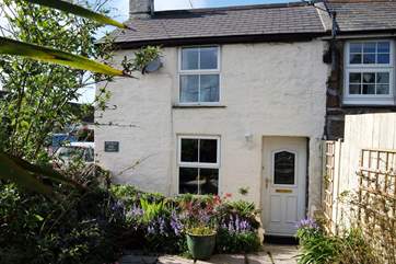 The cottage is end of terrace and is completely private from its next door neighbour, it is located on a road (30mph) in the heart of the village so the shop and pub are not far away.
