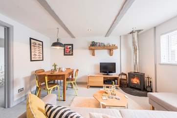 The stylish sitting/dining-room.