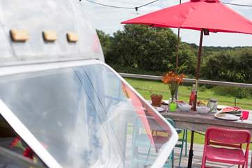 Why not dine al fresco on the deck.