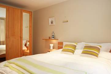 Bedroom 5 has a 6' double bed.