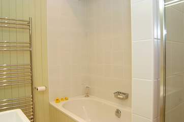 The family bathroom on the lower ground floor.