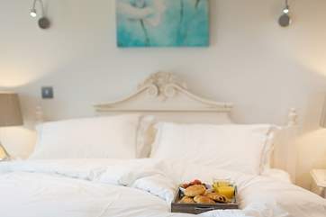 Breakfast in bed?....yes please!