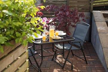 Why not dine al fresco?
