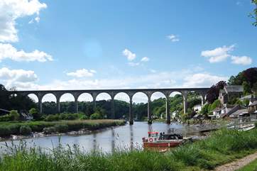 The impressive railway viaduct at Calstock spanning the River Tamar.