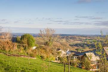 A perfect base for exploring the north and south coasts of Cornwall.