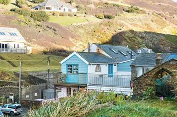 Praxis is right in the heart of Trebarwith Strand.