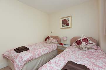 The twin bedroom has 3ft single beds, good for adults as well as for children.