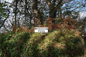 The sign at the end of the lane for Mudgeon Vean, you are nearly there.