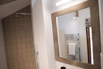With fabulous heated towel rail!
