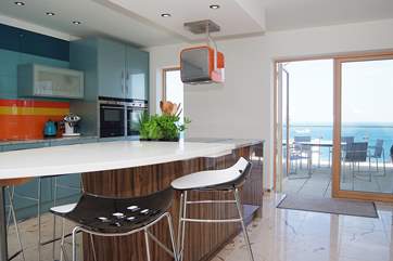 You can sit at the breakfast-bar and chat to the chef.